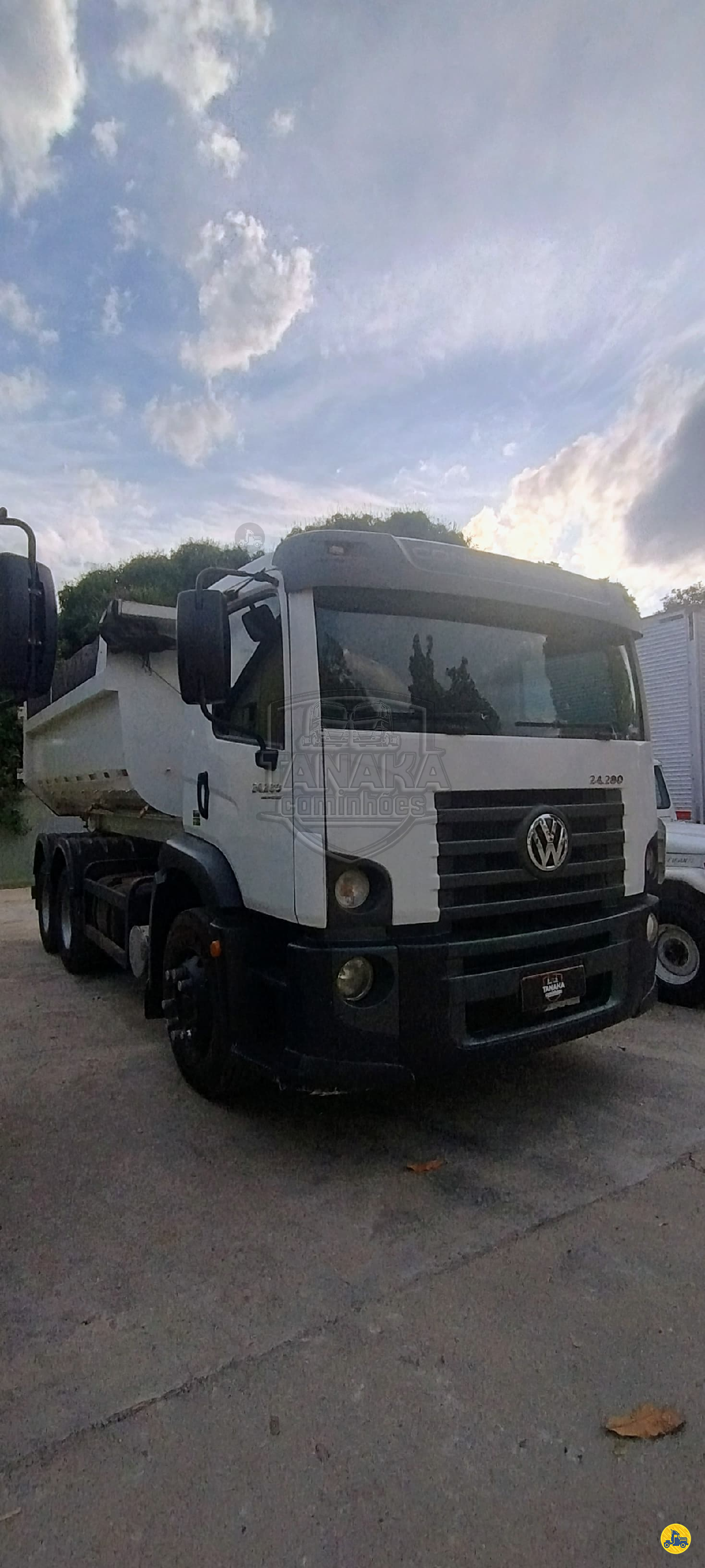 CAMINHAO VOLKSWAGEN VW 24280 Caçamba Basculante Truck 6x2 Tanaka Caminhões MONTES CLAROS MINAS GERAIS MG