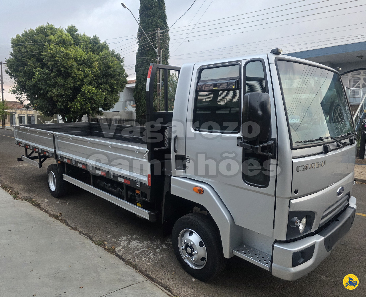 CAMINHAO FORD CARGO 1119 Carga Seca 3/4 4x2 Vagarozo Caminhões APUCARANA PARANÁ PR