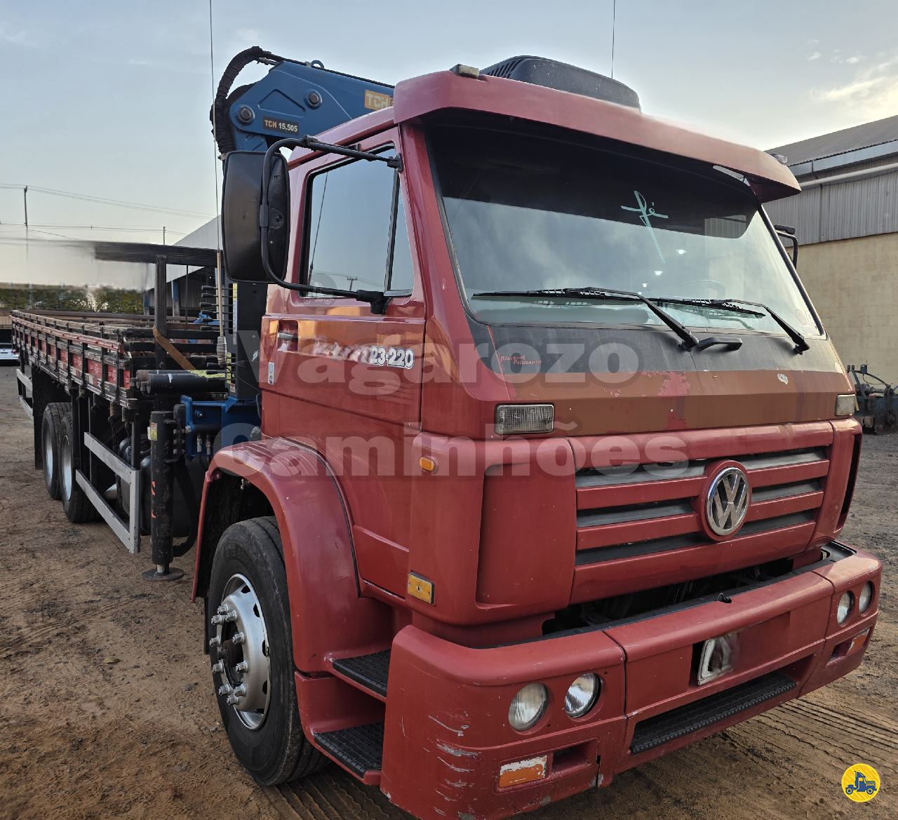 CAMINHAO VOLKSWAGEN VW 23220 Chassis Truck 6x2 Vagarozo Caminhões APUCARANA PARANÁ PR