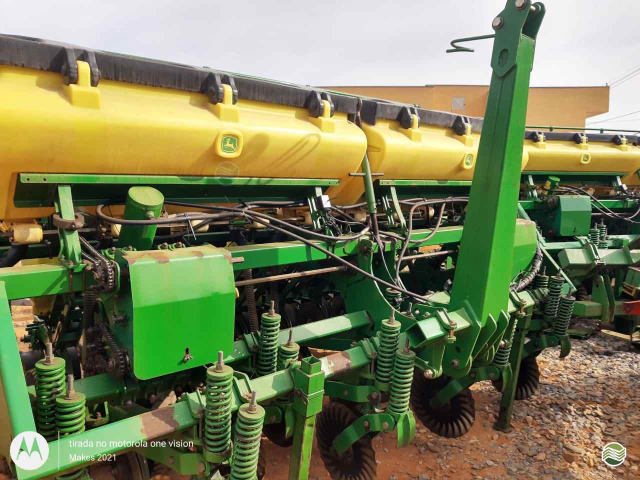 PLANTADEIRA JOHN DEERE PLANTADEIRAS 1109 Makes - São Miguel SAO MIGUEL ARCANJO SÃO PAULO SP