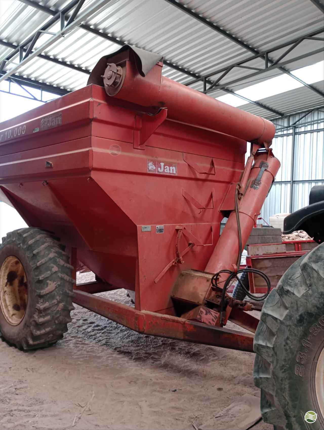 IMPLEMENTOS AGRICOLAS CARRETA BAZUKA GRANELEIRA 10000 Makes - São Miguel SAO MIGUEL ARCANJO SÃO PAULO SP
