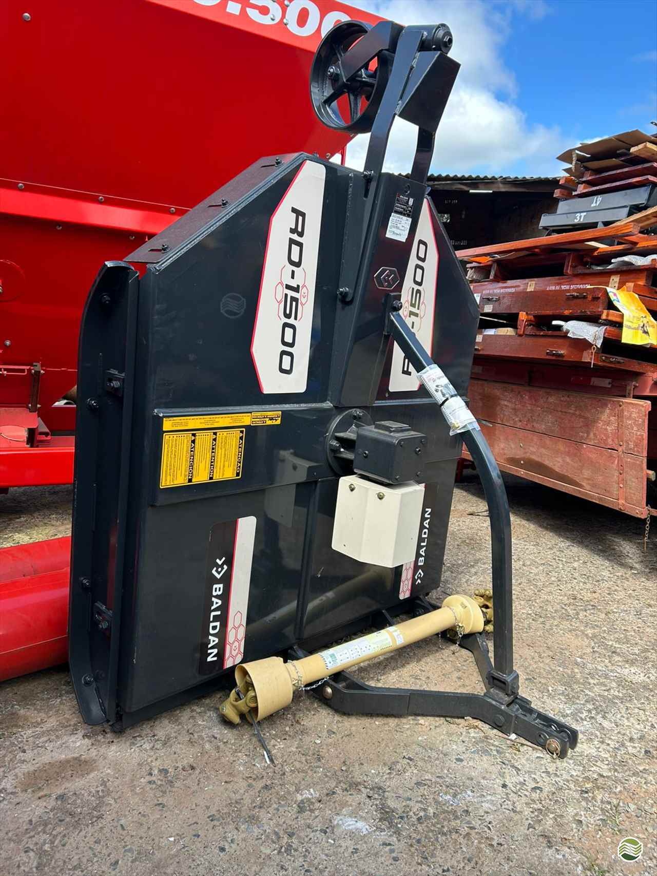 IMPLEMENTOS AGRICOLAS ROCADEIRA ROCADEIRA HIDRÁULICA