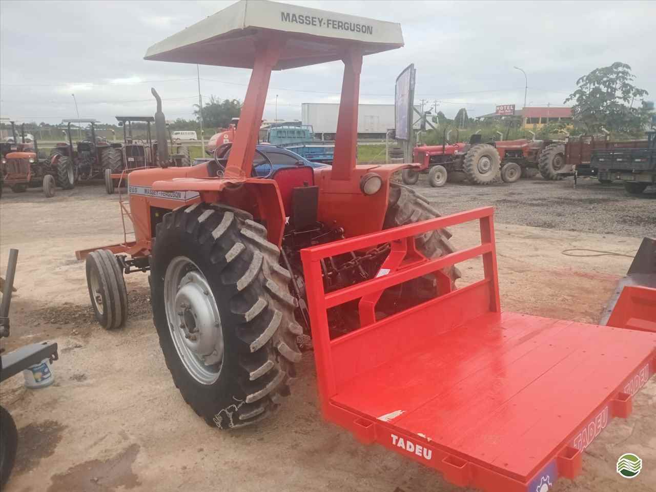 IMPLEMENTOS AGRICOLAS PLATAFORMA PARA TRATOR FIXA Makes - São Miguel SAO MIGUEL ARCANJO SÃO PAULO SP