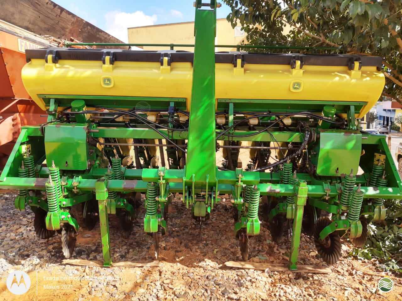 PLANTADEIRA JOHN DEERE PLANTADEIRAS 1109 Makes - São Miguel SAO MIGUEL ARCANJO SÃO PAULO SP