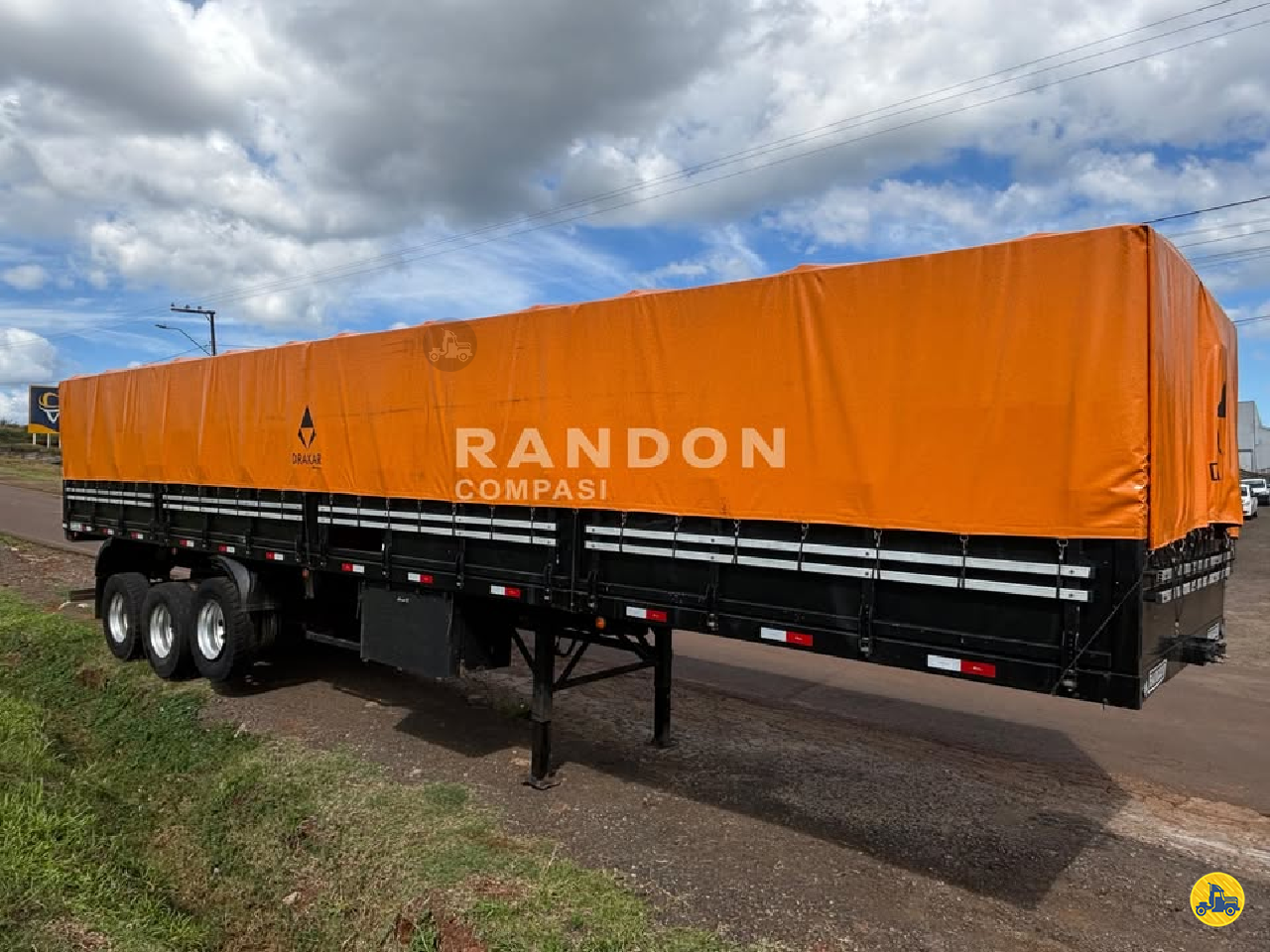 CARRETA SEMI-REBOQUE GRANELEIRO Compasi Implementos Rodoviários - RANDON  XANXERE SANTA CATARINA SC