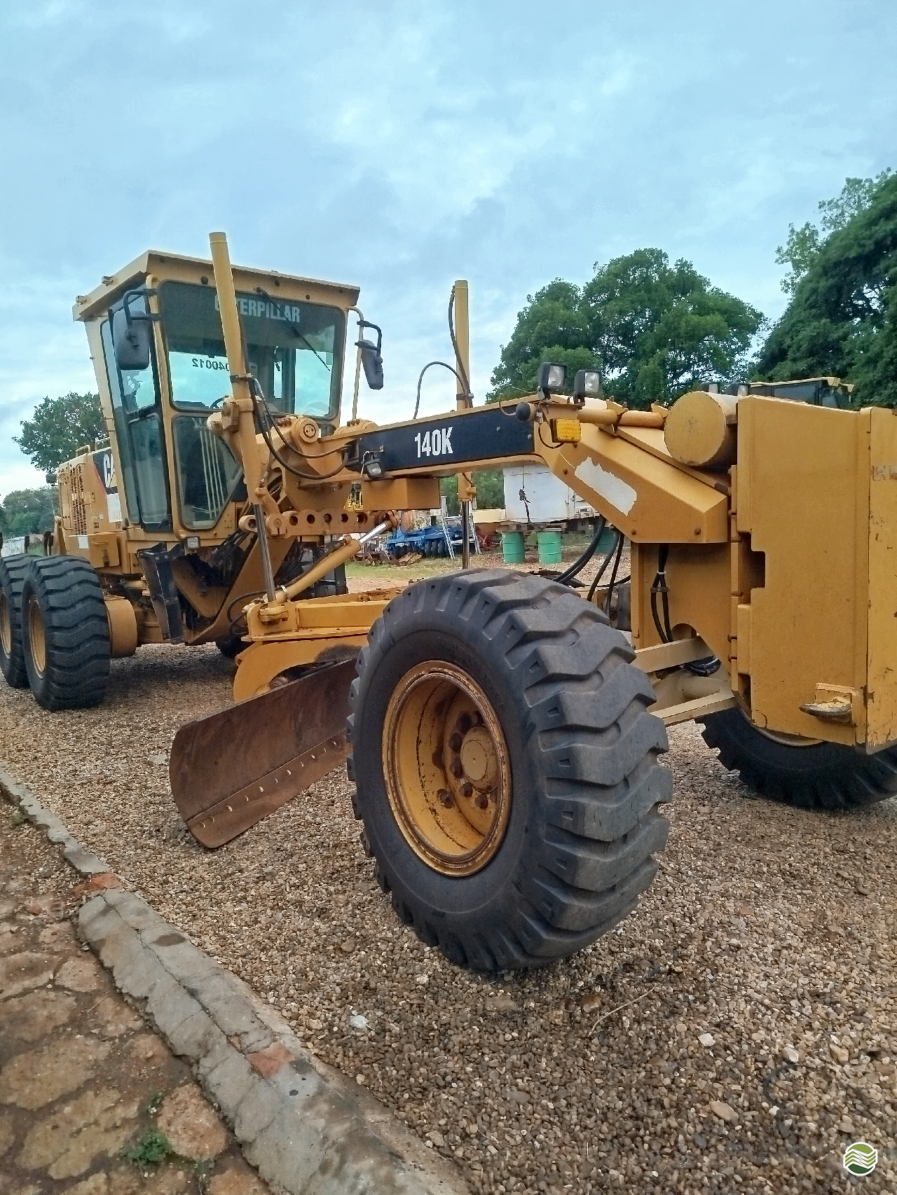 MOTONIVELADORA CATERPILLAR 140K Souza Neto Tratores e Implementos SAO MANUEL SÃO PAULO SP