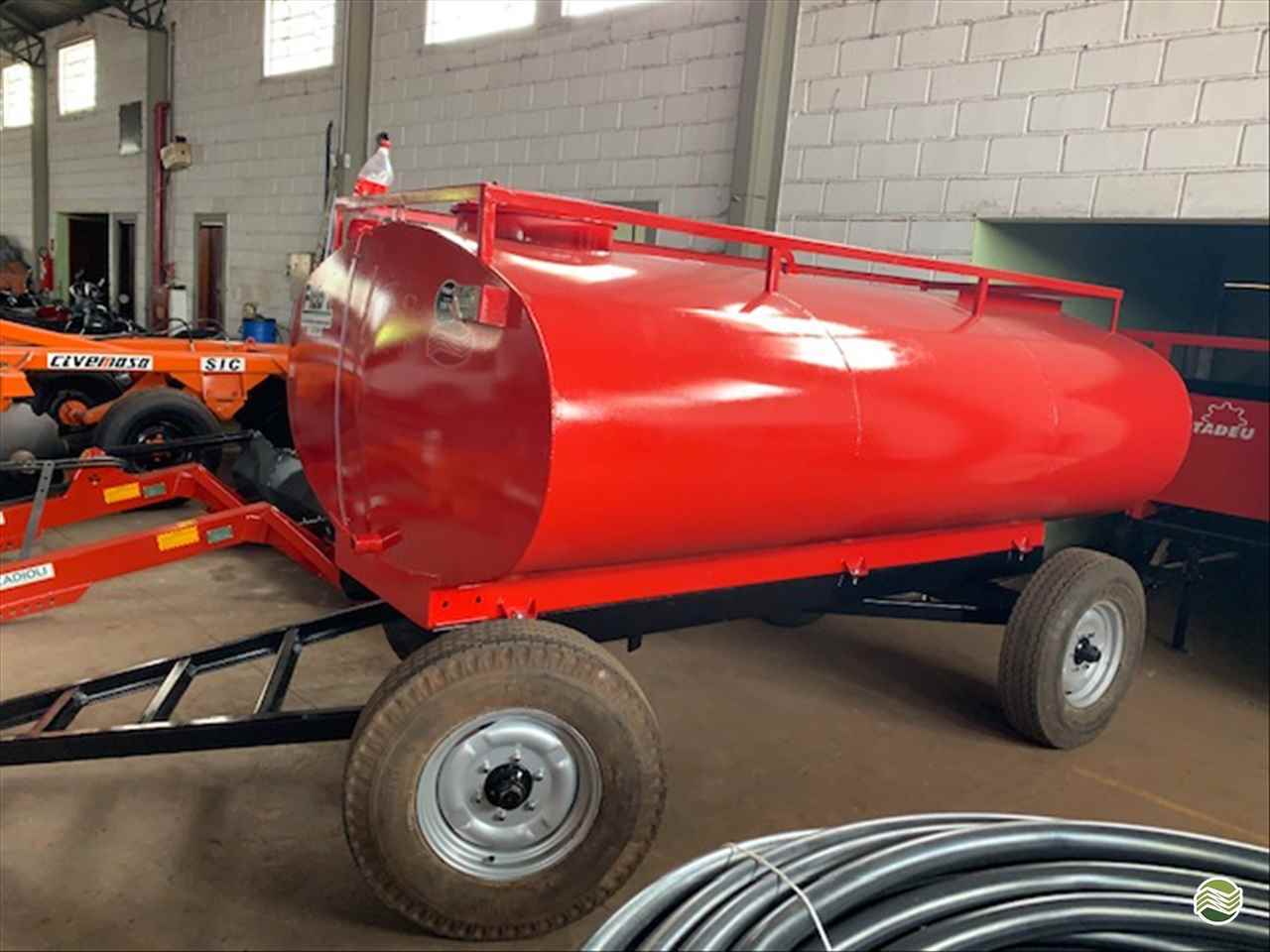 IMPLEMENTOS AGRICOLAS CARRETA TANQUE TANQUE 4000 LITROS MZ Implementos e Peças JAU SÃO PAULO SP