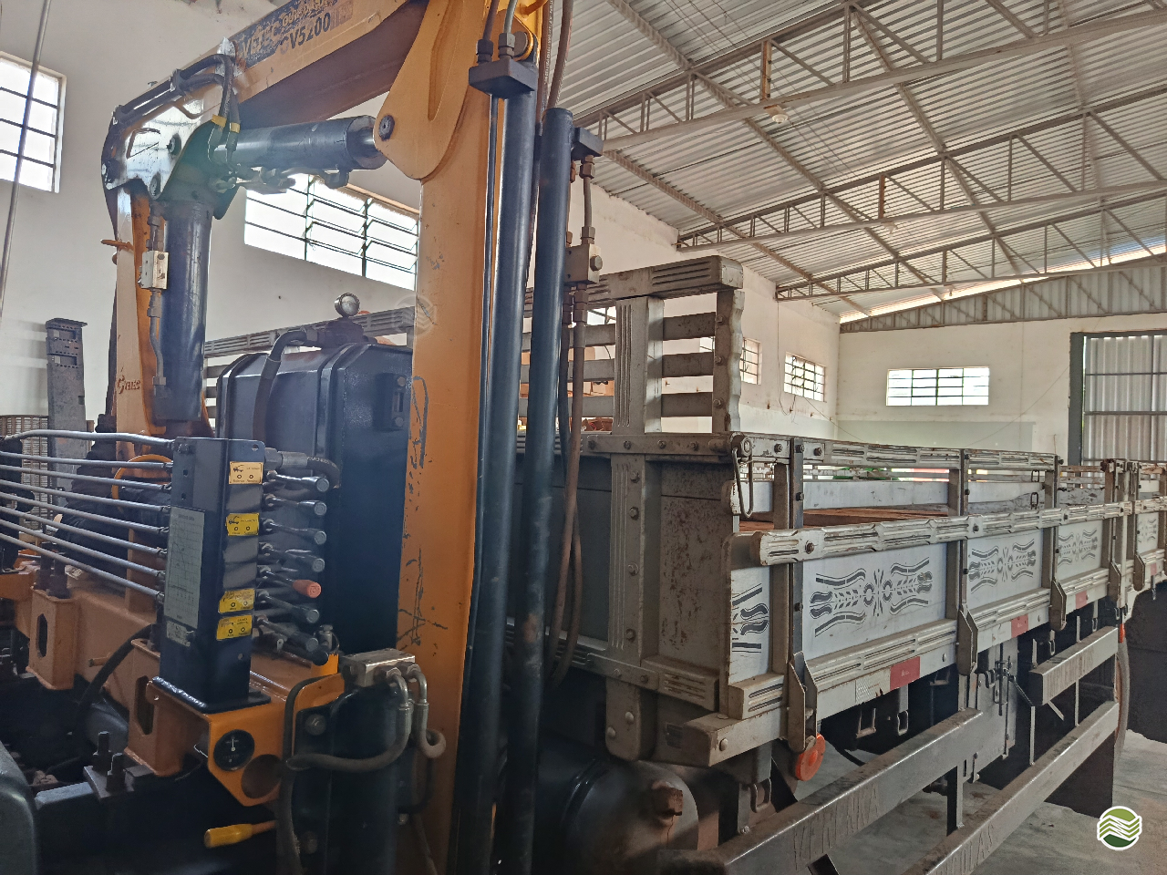 CAMINHAO FORD CARGO 816 Guincho Munck 3/4 4x2 Verenka Implementos Agrícolas  TURVO PARANÁ PR