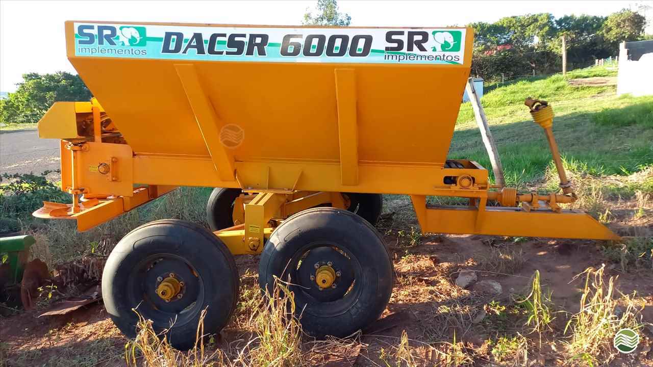 IMPLEMENTOS AGRICOLAS DISTRIBUIDOR CALCÁRIO 6000 Kg Tratorama Máquinas e Implementos UMUARAMA PARANÁ PR