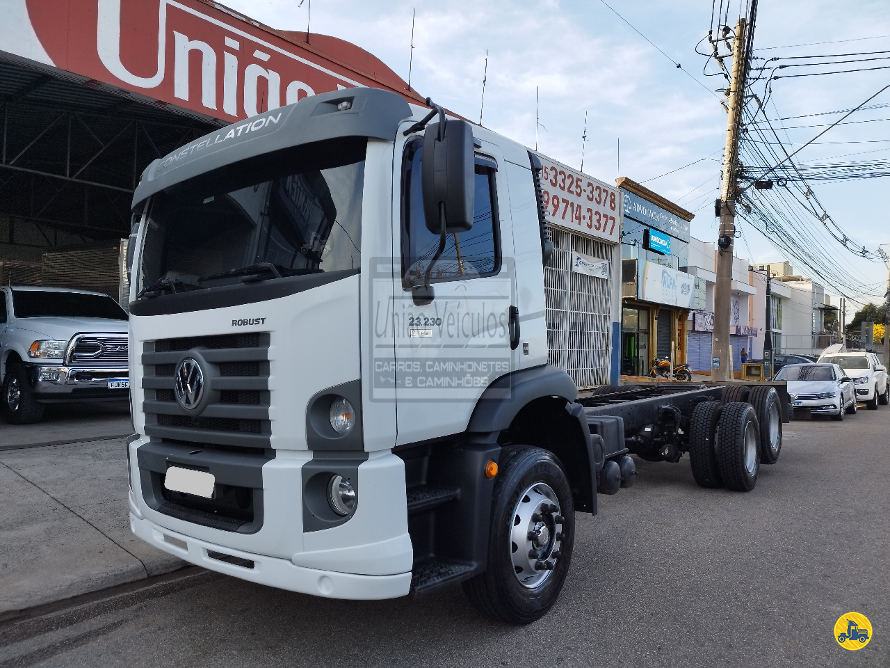 CAMINHAO VOLKSWAGEN VW 23230 Chassis Truck 6x2 União Veículos SOROCABA SÃO PAULO SP