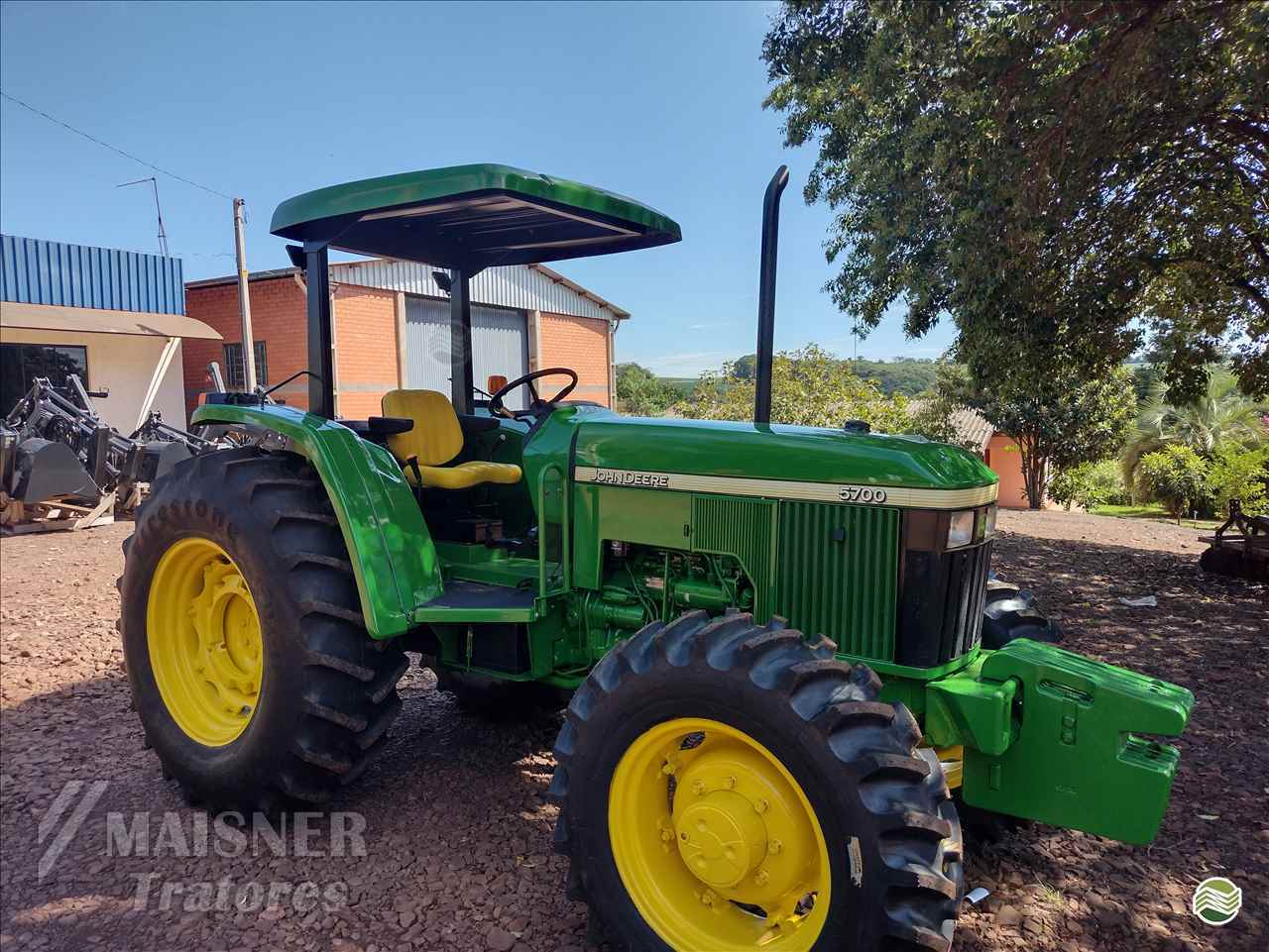 TRATOR JOHN DEERE JOHN DEERE 5700 Tração 4x4 Maisner Tratores IBIRUBA RIO GRANDE DO SUL RS