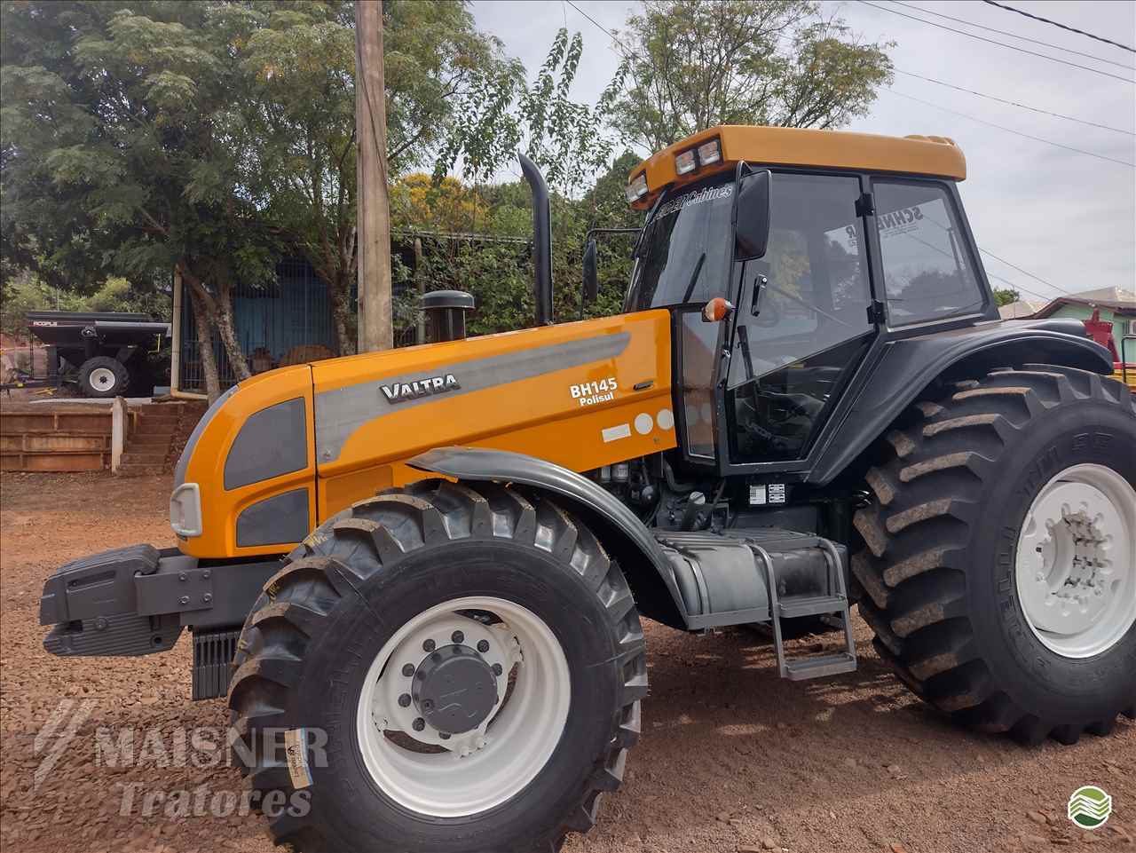TRATOR VALTRA VALTRA BH 145 Tração 4x4 Maisner Tratores IBIRUBA RIO GRANDE DO SUL RS