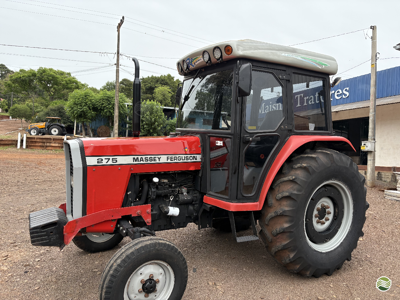TRATOR MASSEY FERGUSON MF 275 Tração 4x2 Maisner Tratores IBIRUBA RIO GRANDE DO SUL RS