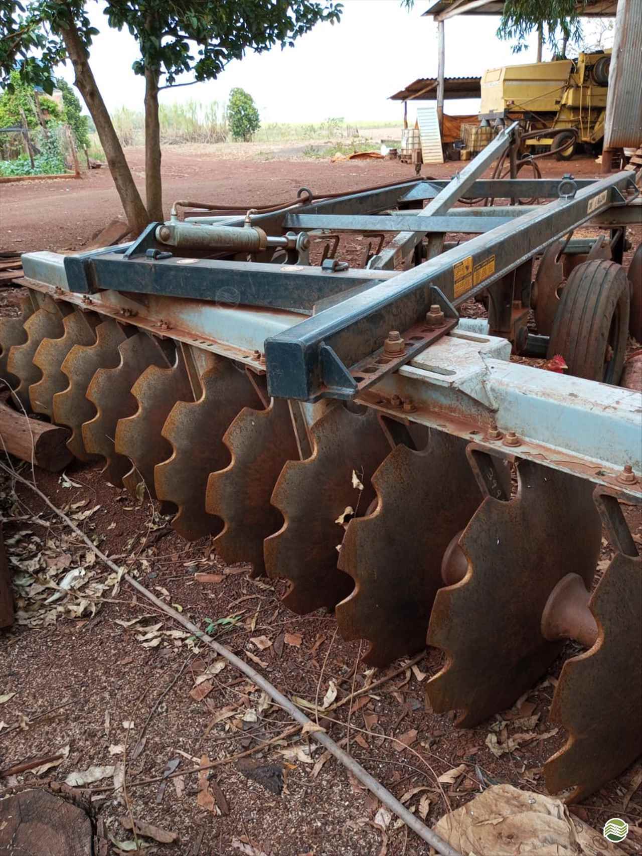 IMPLEMENTOS AGRICOLAS GRADE INTERMEDIÁRIA INTERMEDIÁRIA 28 DISCOS Ademar Heep Máquinas MARACAJU MATO GROSSO DO SUL MS