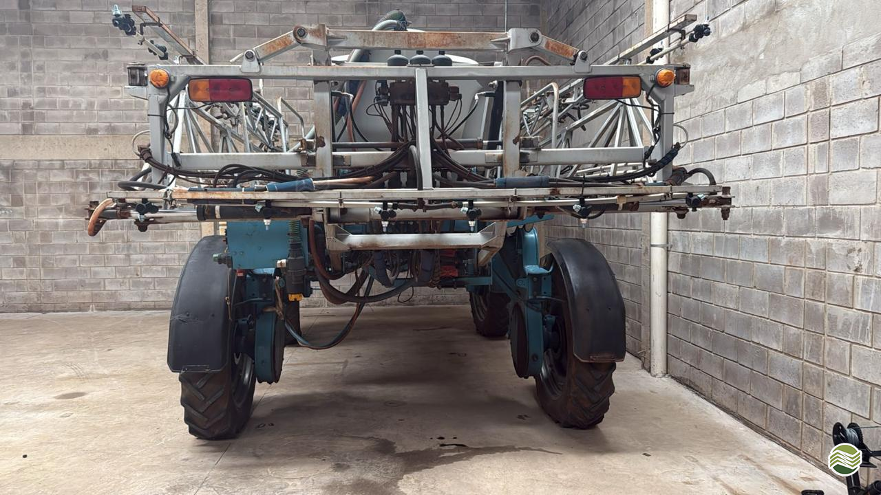 PULVERIZADOR JAN POWER JET 2000 Tração 4x2 Ademar Heep Máquinas MARACAJU MATO GROSSO DO SUL MS