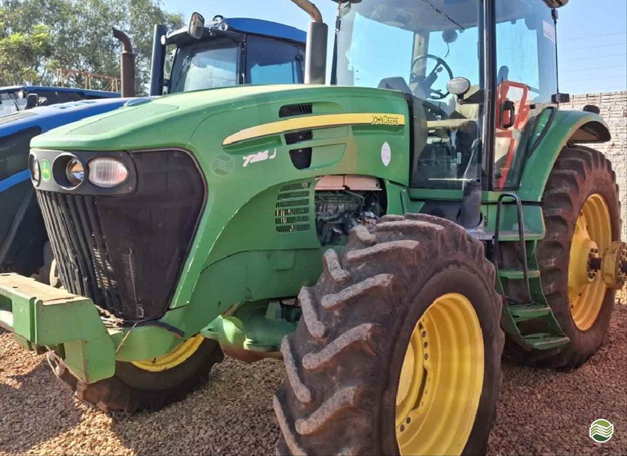 TRATOR JOHN DEERE JOHN DEERE 7225J Tração 4x4 Carlos Máquinas MT RONDONOPOLIS MATO GROSSO MT