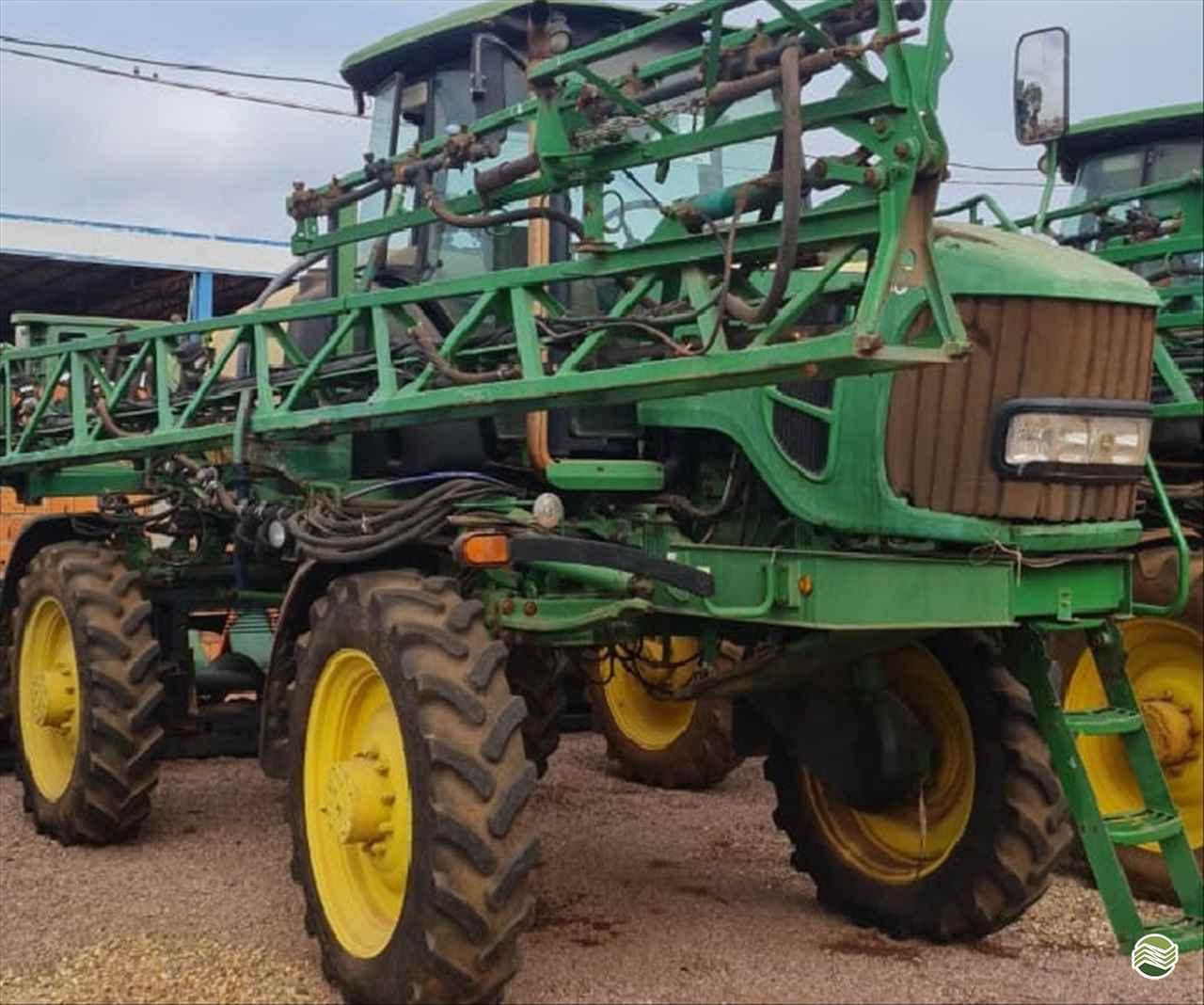 PULVERIZADOR JOHN DEERE JOHN DEERE 4630 Tração 4x4 Carlos Máquinas MT RONDONOPOLIS MATO GROSSO MT