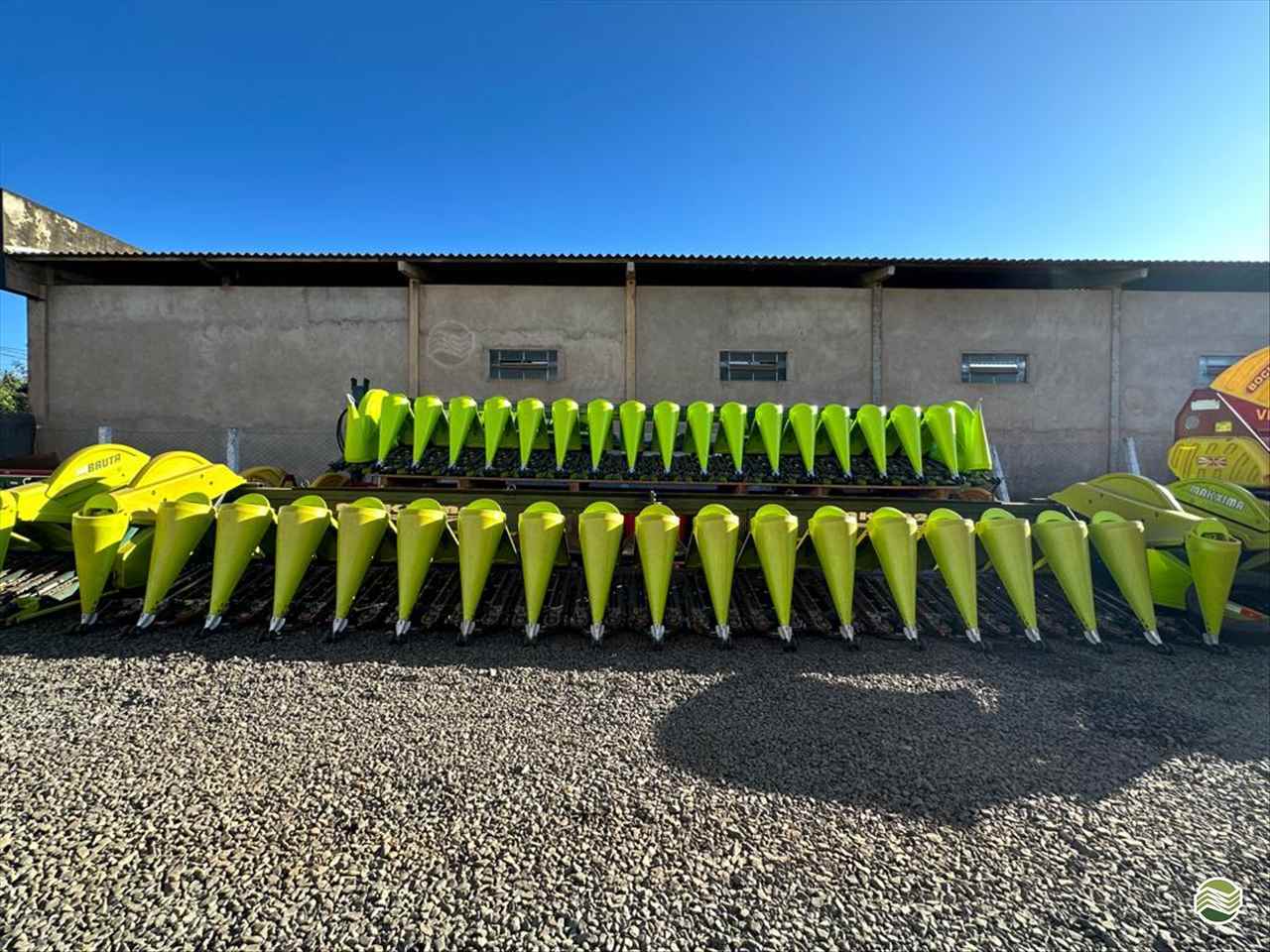 PLATAFORMA COLHEITADEIRA KF MÁKXIMA PMKF 9500 Agromape RIO VERDE GOIAS GO