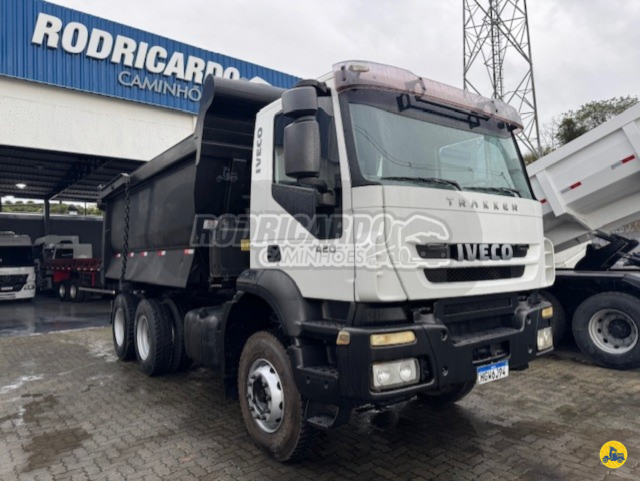 CAMINHAO IVECO TRAKKER 380 Caçamba Basculante Truck 6x4 Rodricardo Caminhões COLOMBO PARANÁ PR