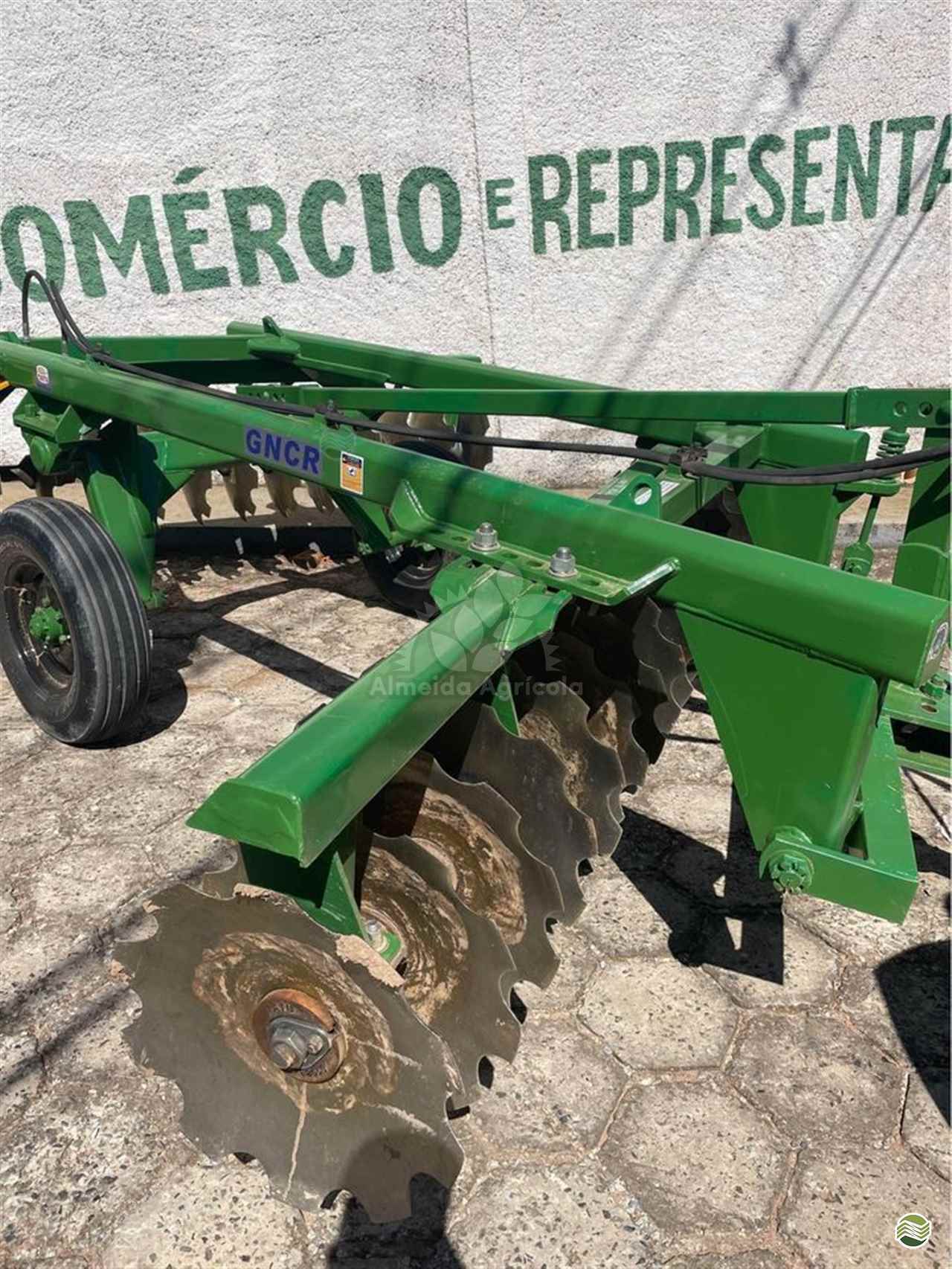IMPLEMENTOS AGRICOLAS GRADE NIVELADORA NIVELADORA 36 DISCOS Almeida Agrícola SAO MIGUEL ARCANJO SÃO PAULO SP