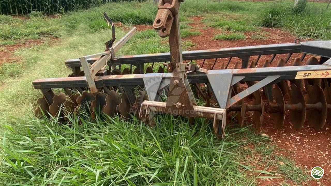 IMPLEMENTOS AGRICOLAS GRADE NIVELADORA NIVELADORA 42 DISCOS Almeida Agrícola SAO MIGUEL ARCANJO SÃO PAULO SP