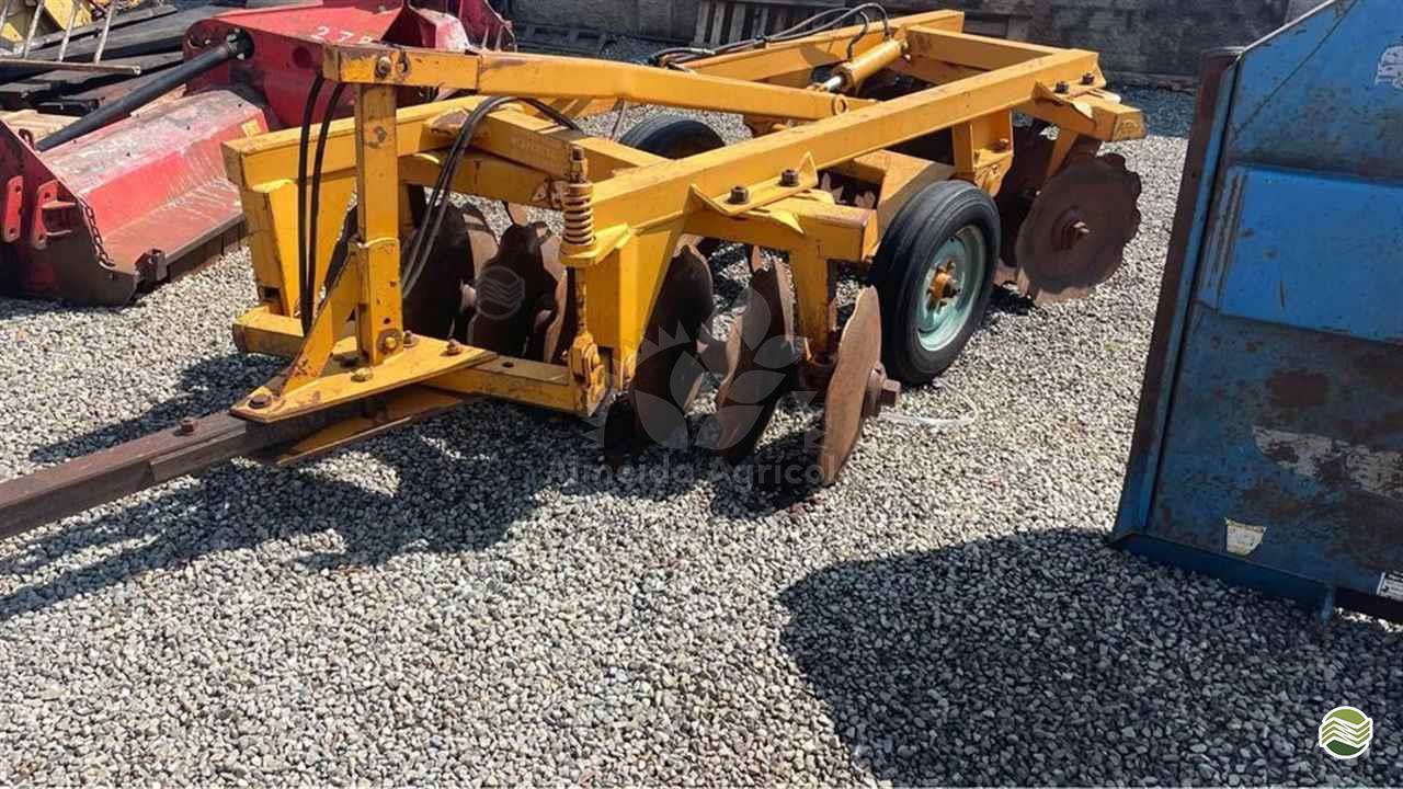 IMPLEMENTOS AGRICOLAS GRADE ARADORA ARADORA 14 DISCOS Almeida Agrícola SAO MIGUEL ARCANJO SÃO PAULO SP