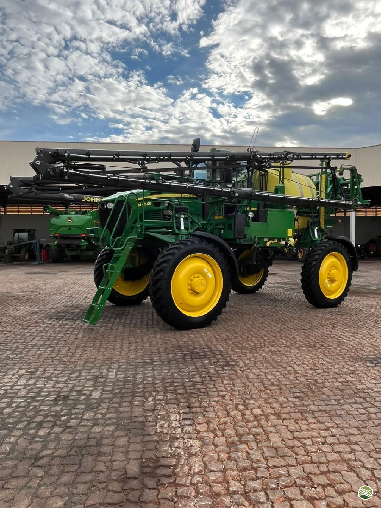 PULVERIZADOR JOHN DEERE JOHN DEERE M4040