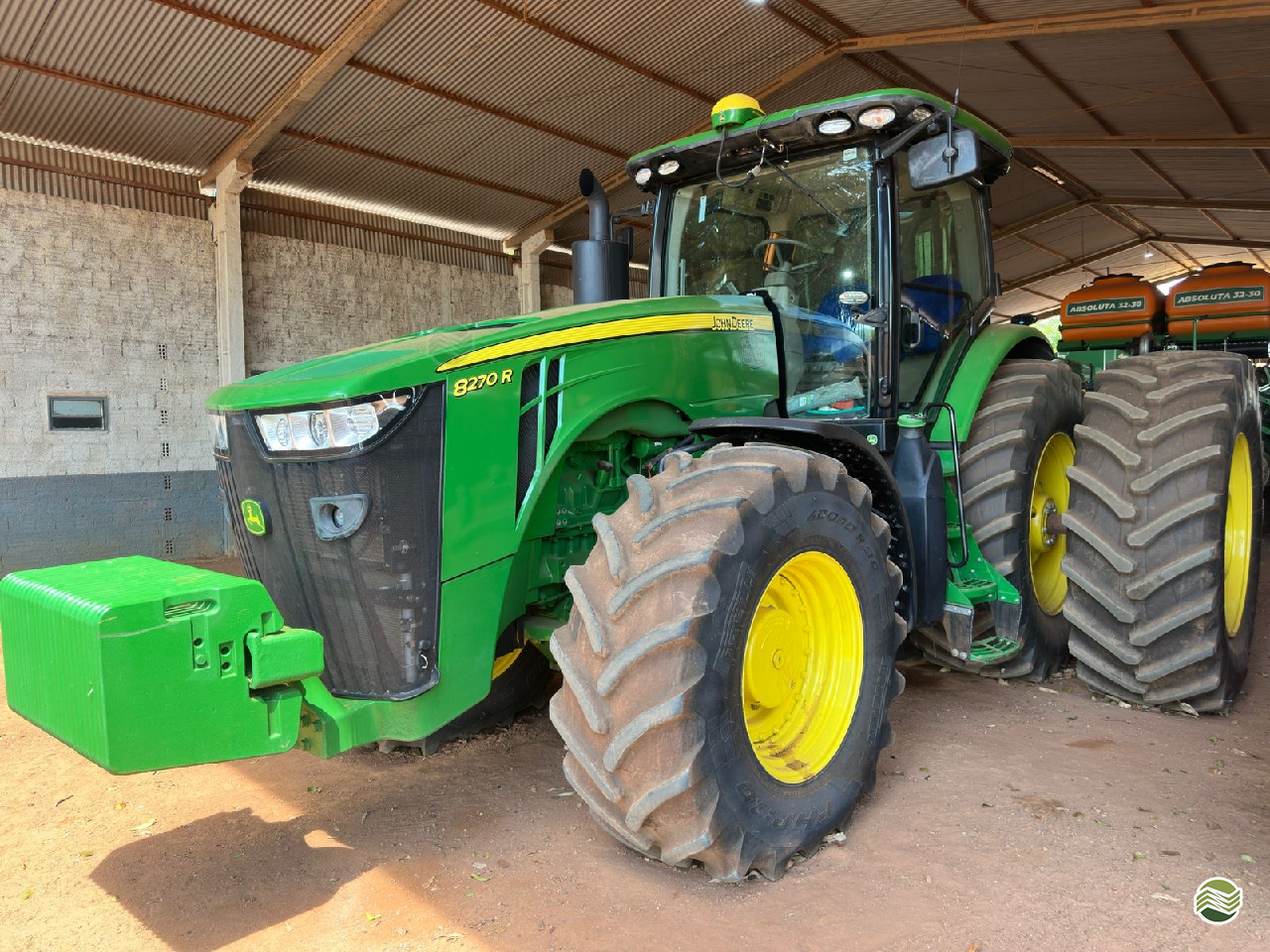 TRATOR JOHN DEERE JOHN DEERE 8270R