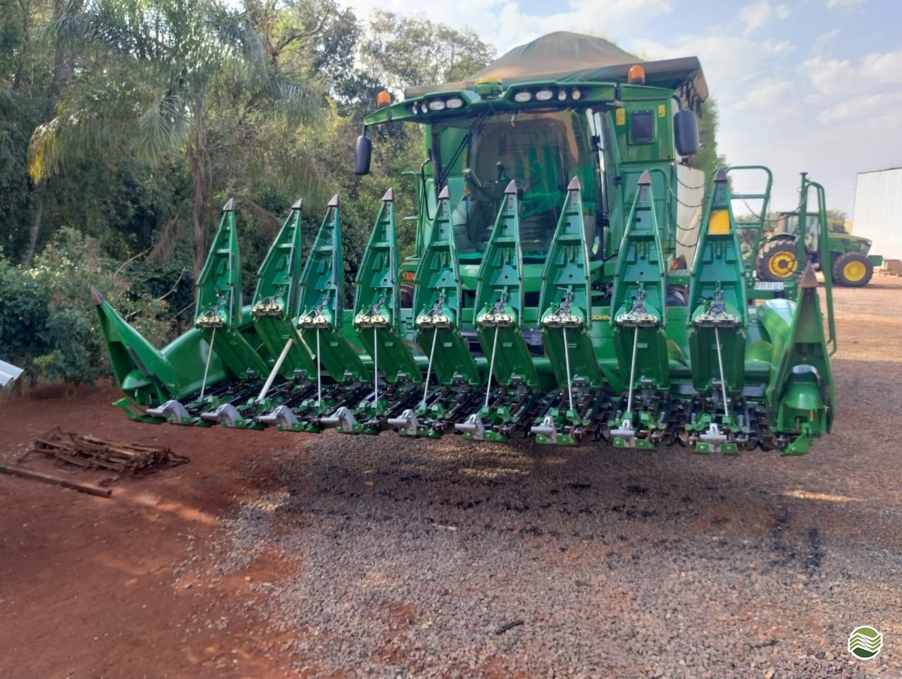 PLATAFORMA COLHEITADEIRA JOHN DEERE JOHN DEERE 610C Léo.Agro CAMBE PARANÁ PR