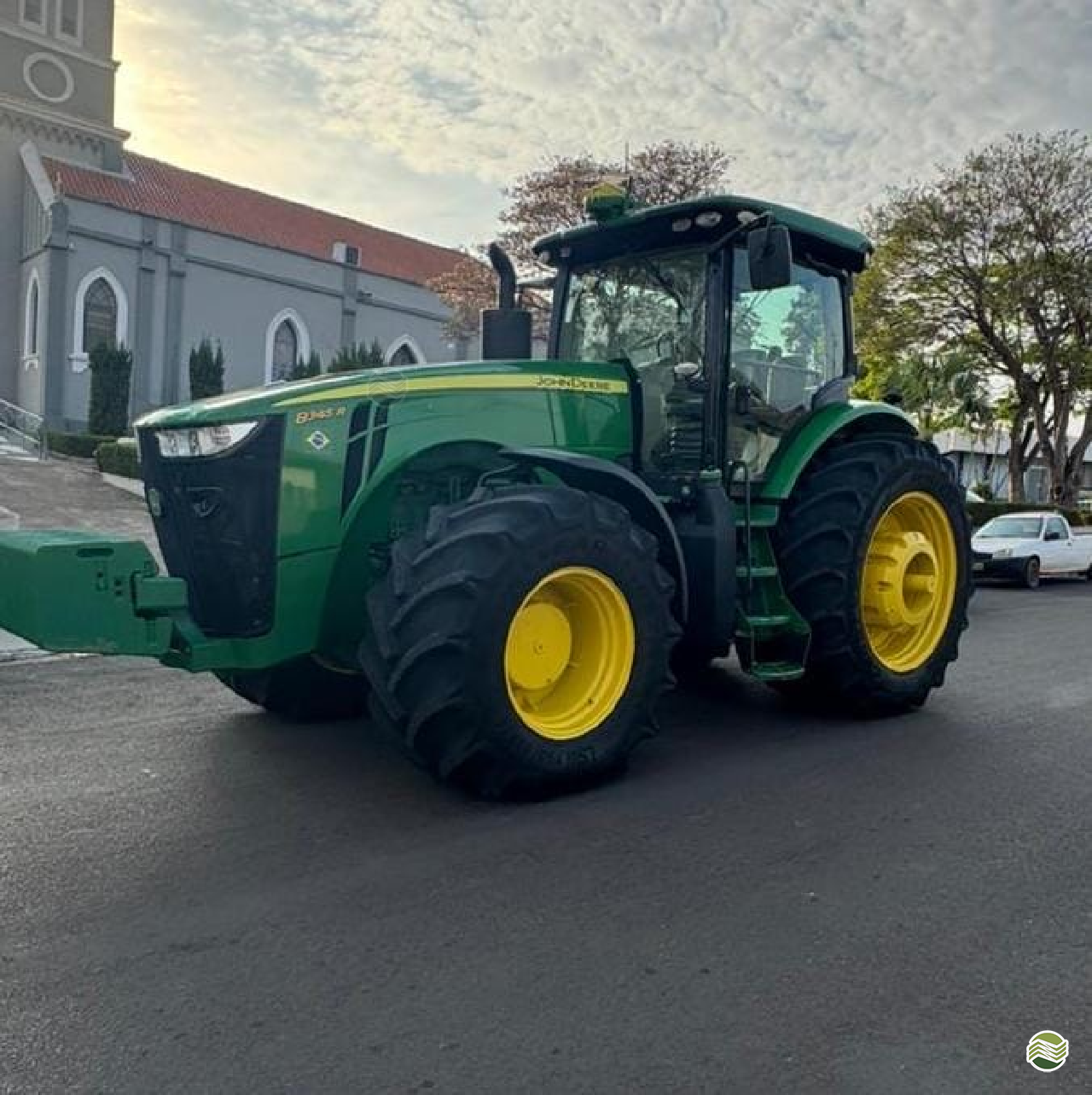 TRATOR JOHN DEERE JOHN DEERE 8345R Tração 4x4 Léo.Agro CAMBE PARANÁ PR