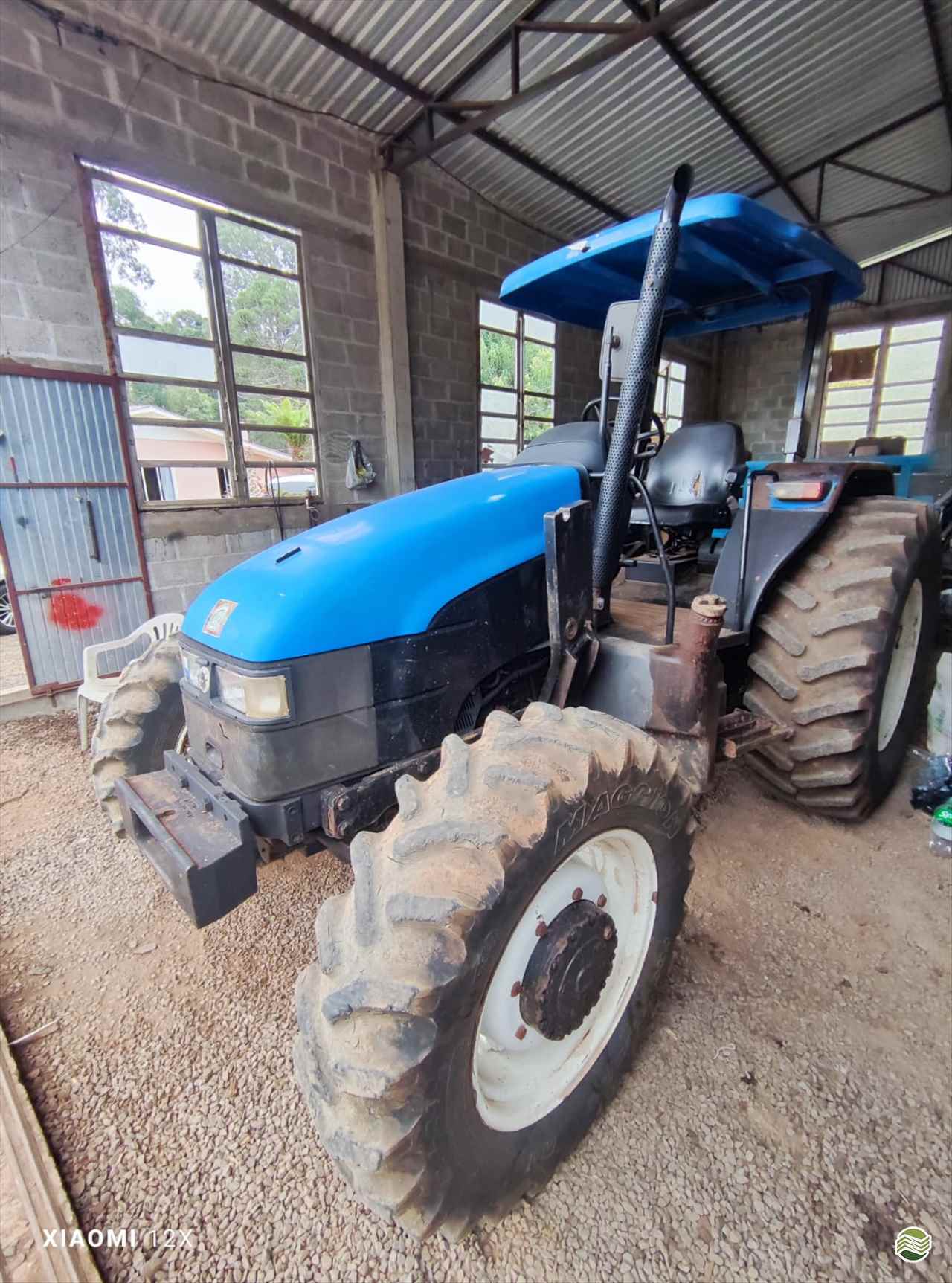 TRATOR NEW HOLLAND NEW TL 75 Tração 4x4 Agropec Implementos Agrícolas CRUZ MACHADO PARANÁ PR