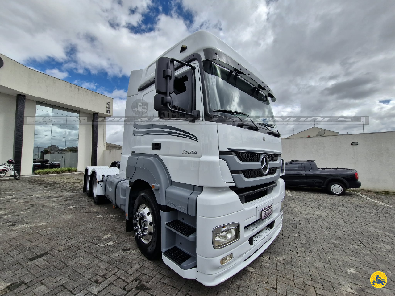 CAMINHAO MERCEDES-BENZ MB 2544 Cavalo Mecânico Cavalo 6x2 Ricardo Caminhões Curitiba CURITIBA PARANÁ PR