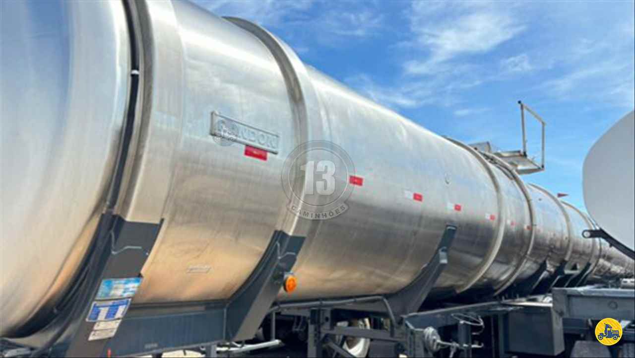 CARRETA SEMI-REBOQUE TANQUE INOX 13 Caminhões ARACATUBA SÃO PAULO SP