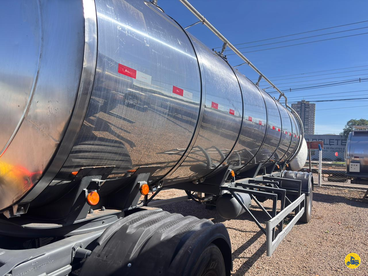 CARRETA JULIETA TANQUE INOX 13 Caminhões ARACATUBA SÃO PAULO SP