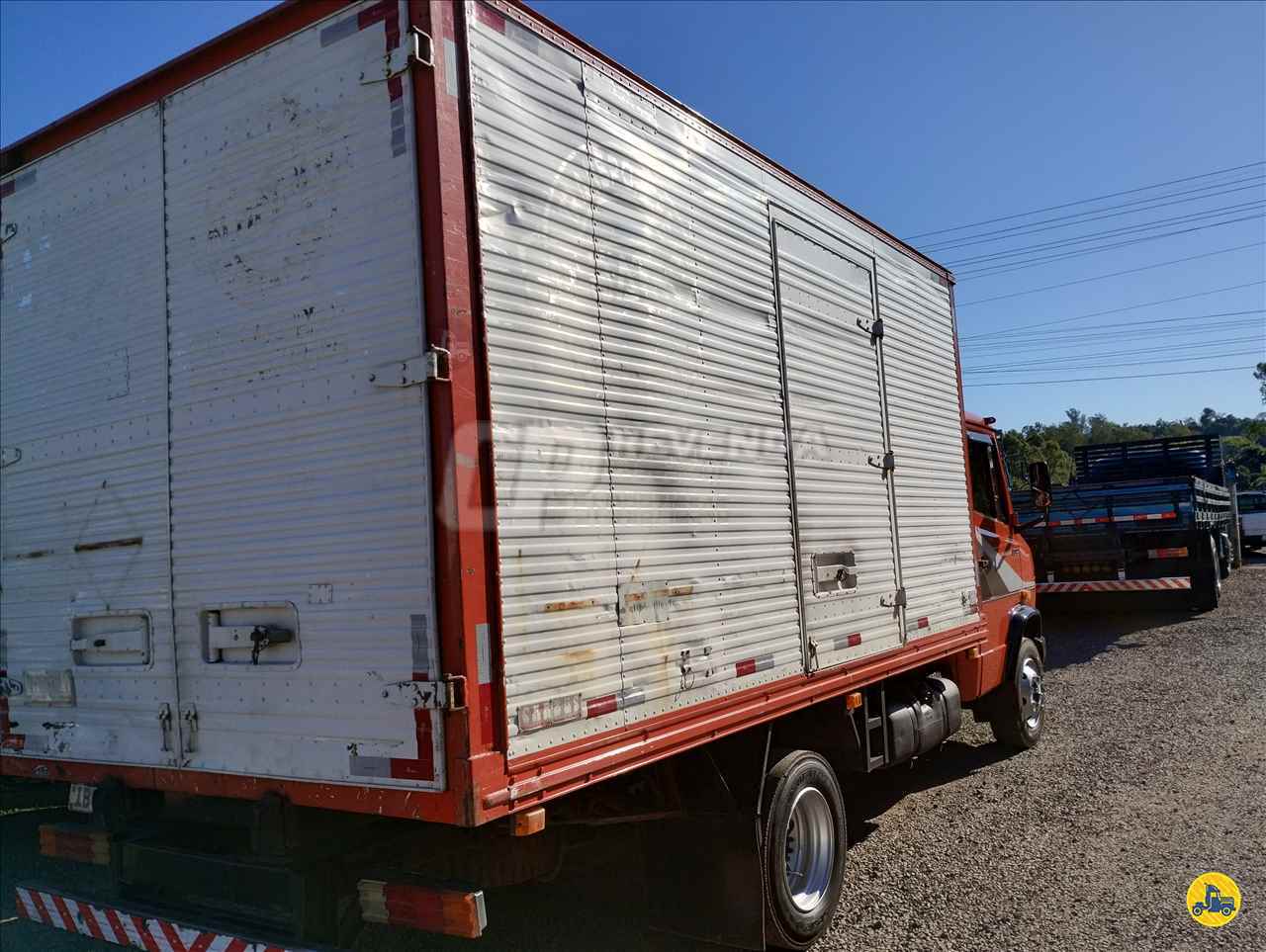 CAMINHAO MERCEDES-BENZ MB 709 Baú Furgão 3/4 4x2 CP Revenda BOM PRINCIPIO RIO GRANDE DO SUL RS