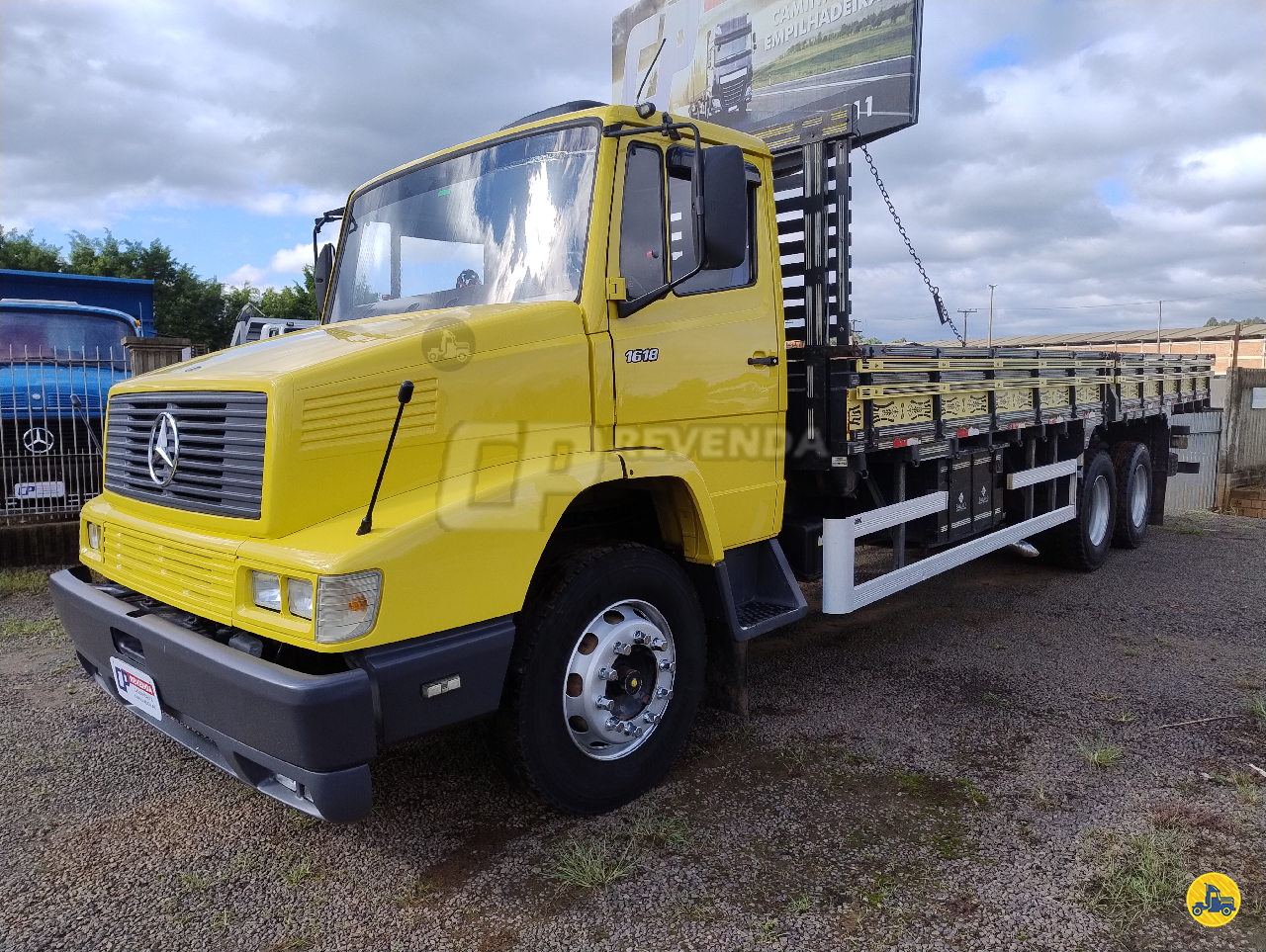 CAMINHAO MERCEDES-BENZ MB 1618 Carga Seca Truck 6x2 CP Revenda BOM PRINCIPIO RIO GRANDE DO SUL RS