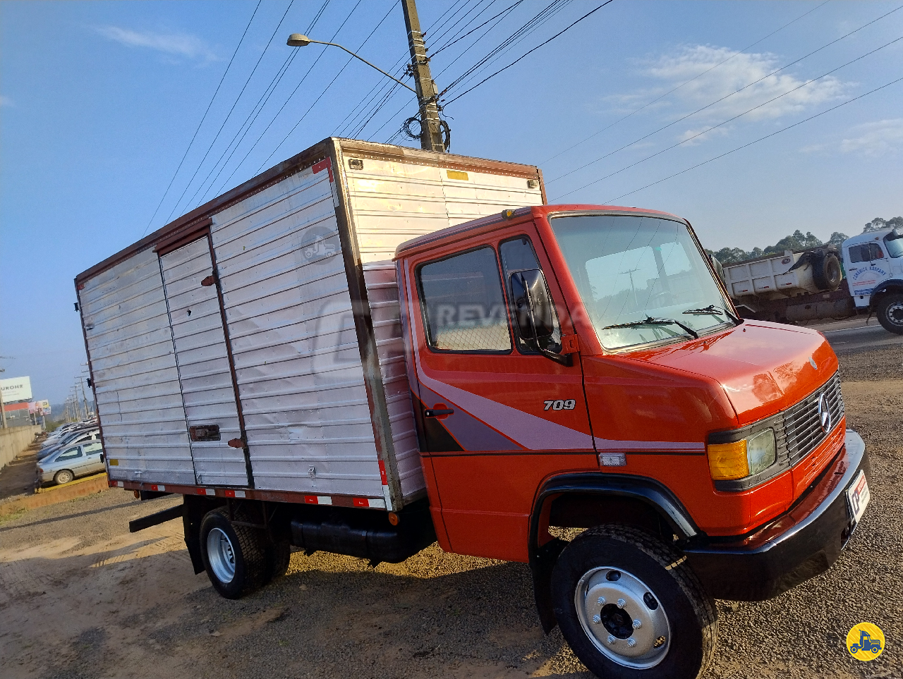 CAMINHAO MERCEDES-BENZ MB 709 Baú Furgão 3/4 4x2 CP Revenda BOM PRINCIPIO RIO GRANDE DO SUL RS