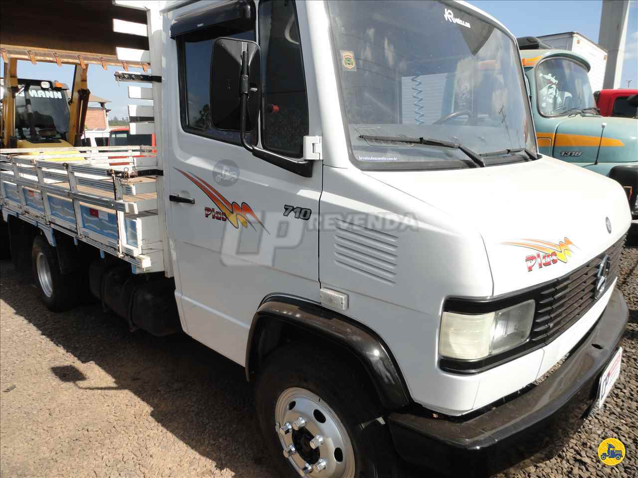 CAMINHAO MERCEDES-BENZ MB 710 Carga Seca 3/4 4x2 CP Revenda BOM PRINCIPIO RIO GRANDE DO SUL RS
