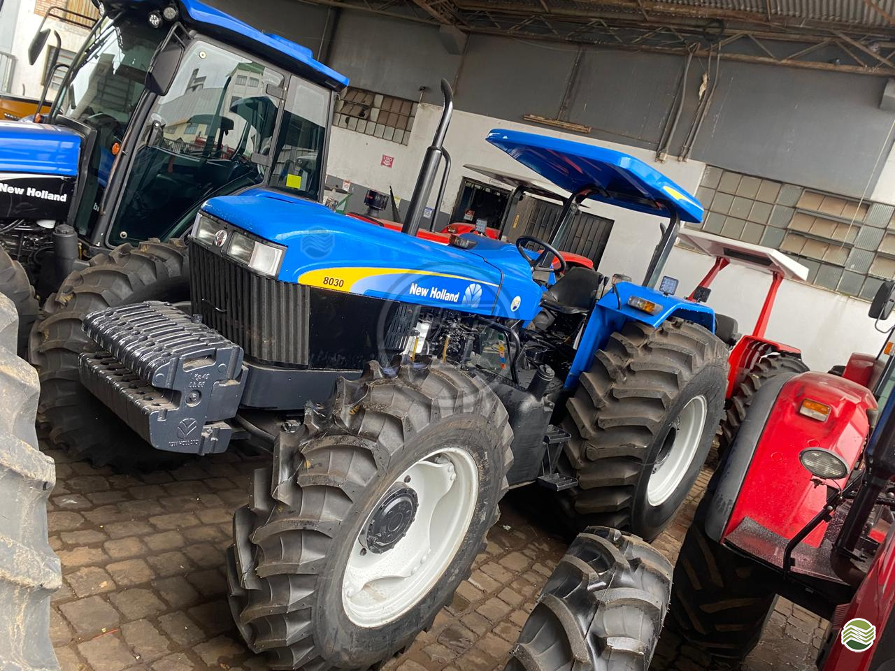 TRATOR NEW HOLLAND NEW 8030 Tração 4x4 BT Comercial Agrícola Breda e Tortelli  ERECHIM RIO GRANDE DO SUL RS