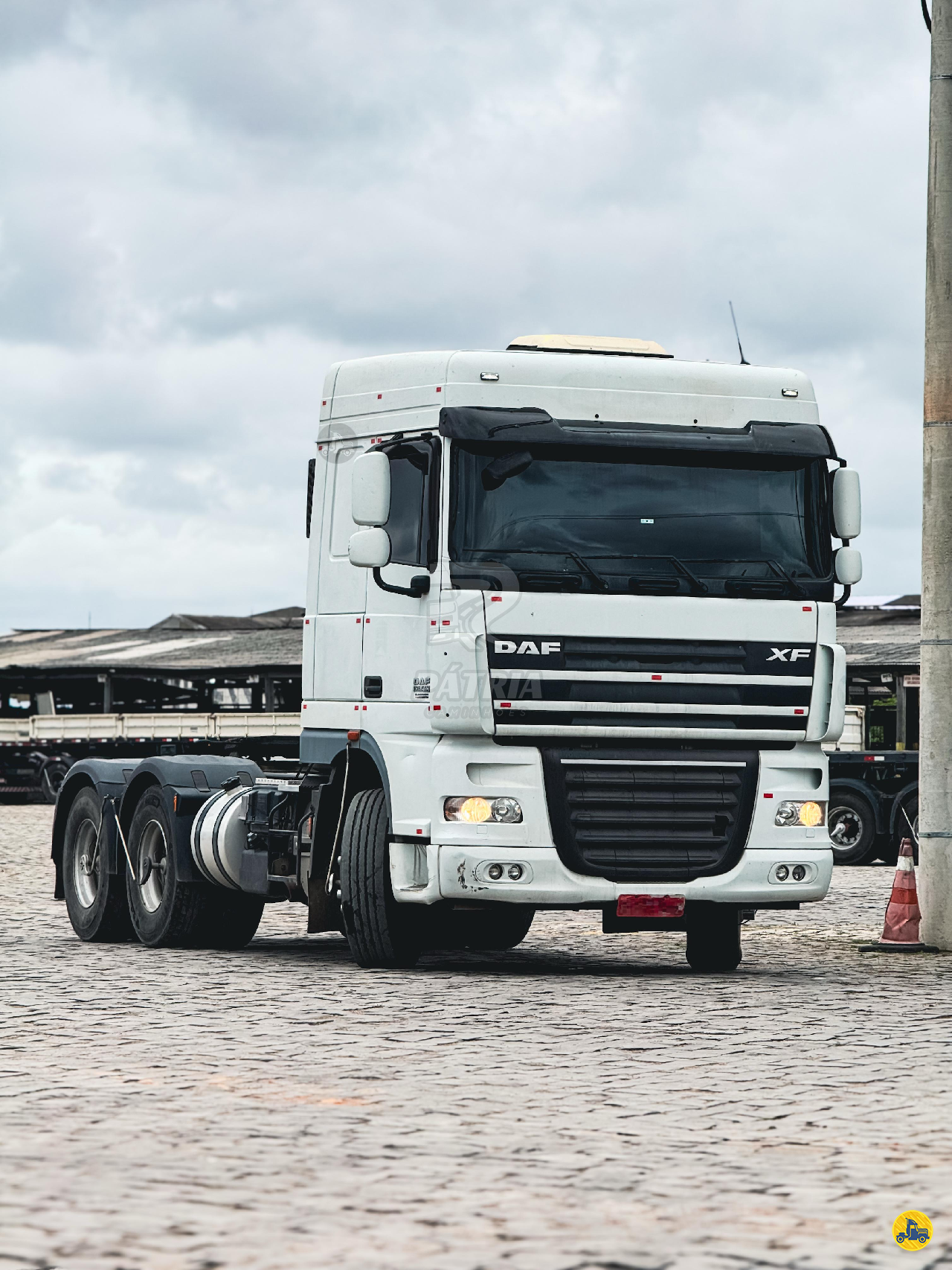 CAMINHAO DAF DAF XF FTT 105 510 Cavalo Mecânico Cavalo 6x4 Pátria Caminhões PORTO ALEGRE RIO GRANDE DO SUL RS