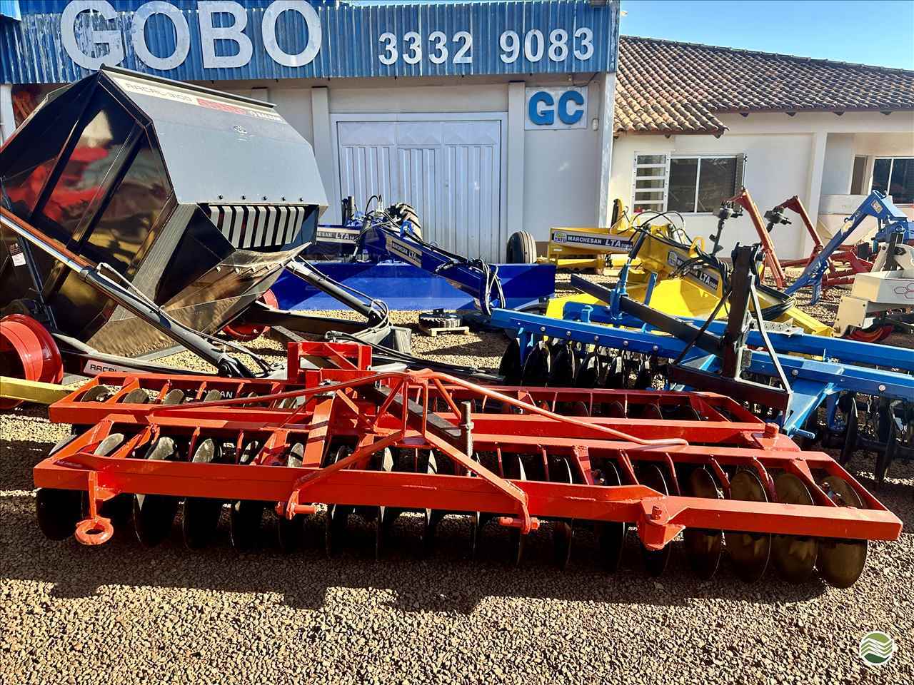 IMPLEMENTOS AGRICOLAS GRADE NIVELADORA NIVELADORA 36 DISCOS Gobo Implementos Agrícolas IJUI RIO GRANDE DO SUL RS