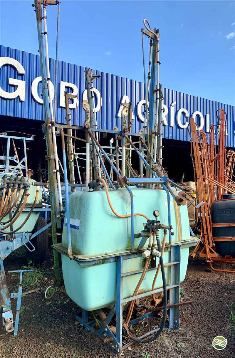 PULVERIZADOR BERTHOUD 600 Litros Acoplado Hidráulico Gobo Implementos Agrícolas IJUI RIO GRANDE DO SUL RS