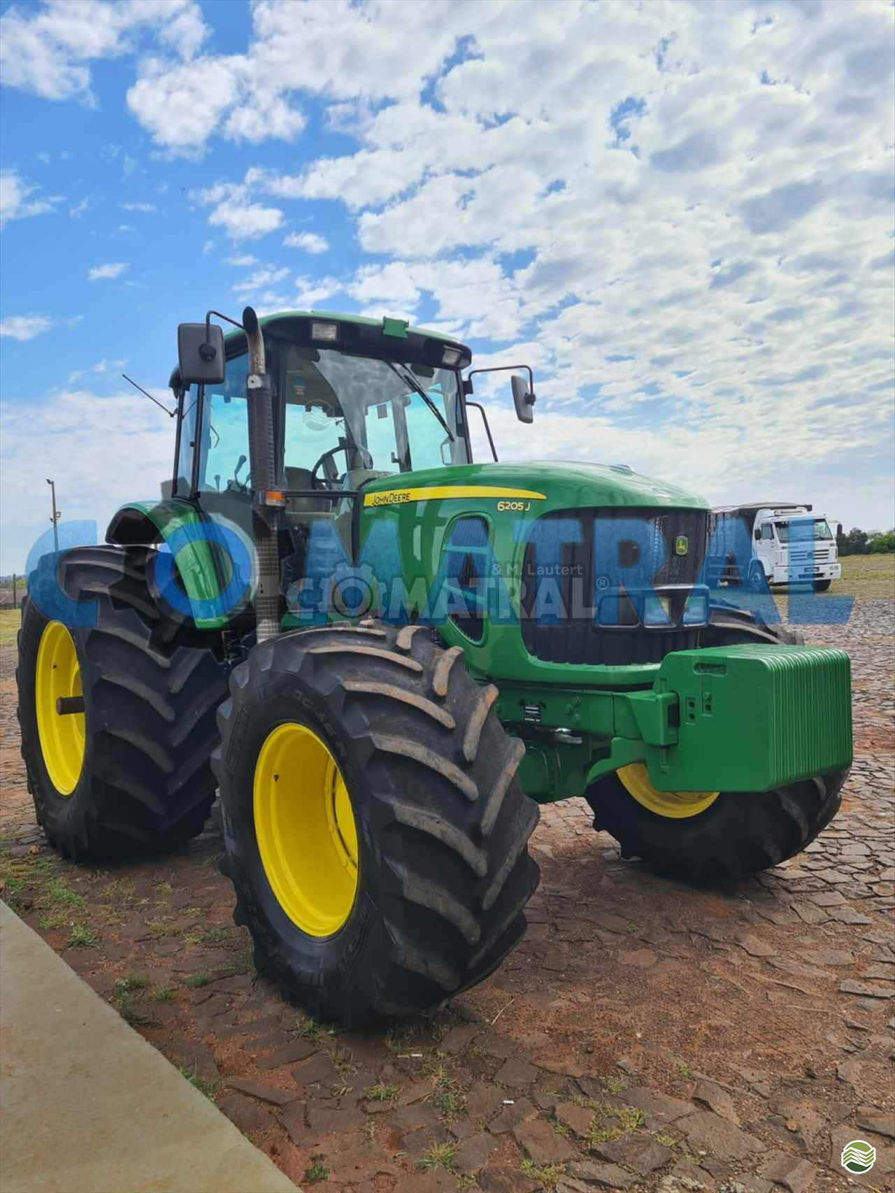 TRATOR JOHN DEERE JOHN DEERE 6205J Tração 4x4 Comatral Caminhões e Máquinas Agrícolas PANAMBI RIO GRANDE DO SUL RS