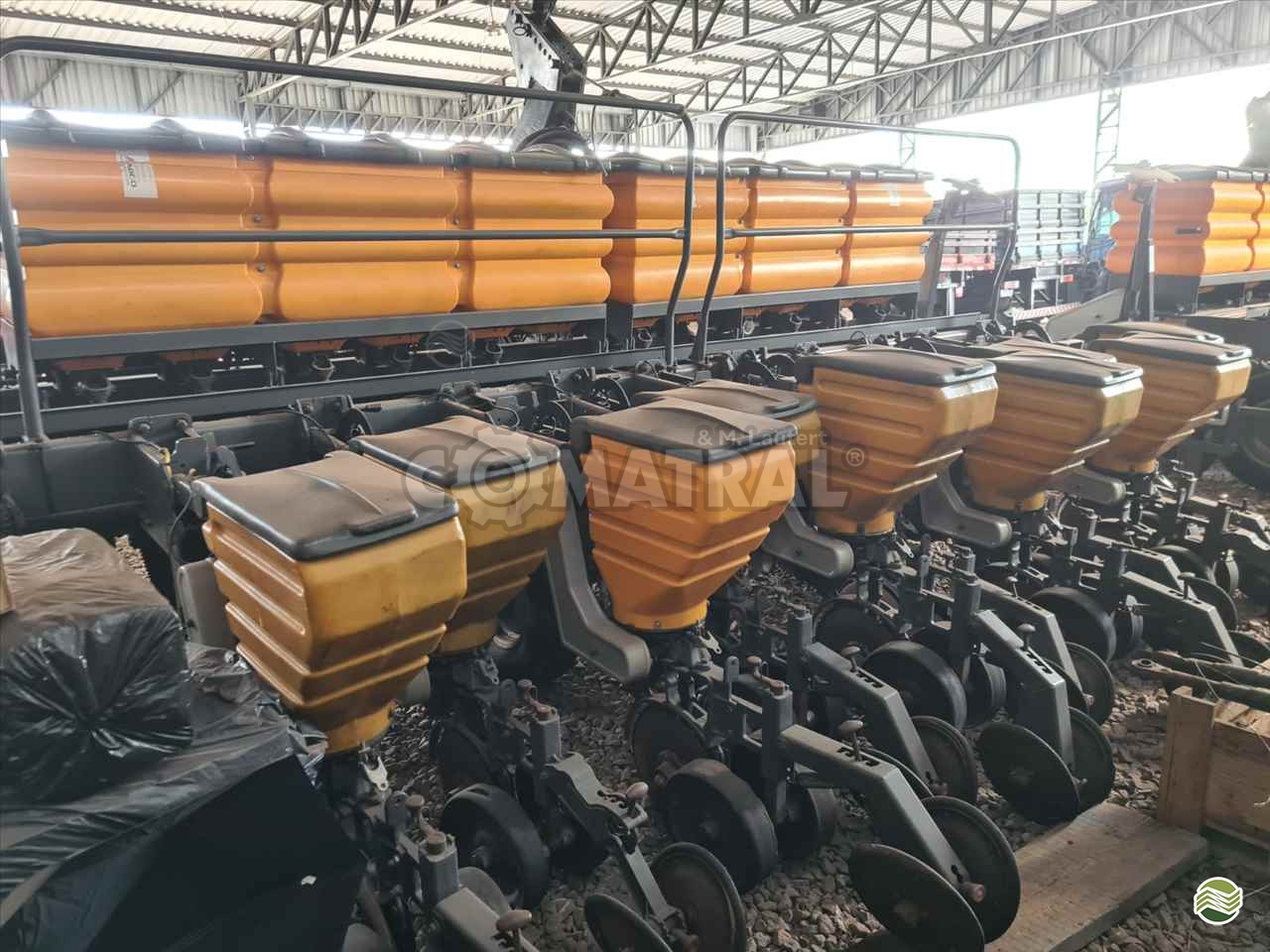 PLANTADEIRA VALTRA HITECH BP 1106 Comatral Caminhões e Máquinas Agrícolas PANAMBI RIO GRANDE DO SUL RS