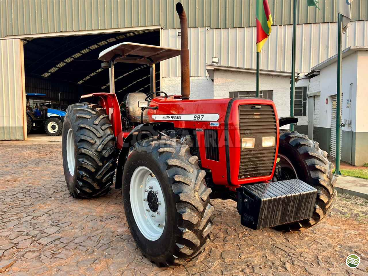 TRATOR MASSEY FERGUSON MF 297 Tração 4x4 Comatral Caminhões e Máquinas Agrícolas PANAMBI RIO GRANDE DO SUL RS