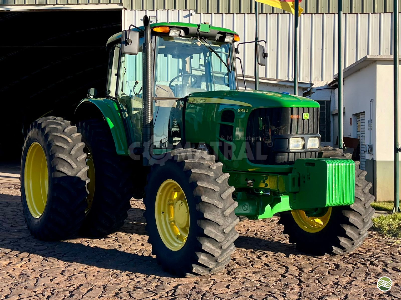 TRATOR JOHN DEERE JOHN DEERE 6145J Tração 4x4 Comatral Caminhões e Máquinas Agrícolas PANAMBI RIO GRANDE DO SUL RS