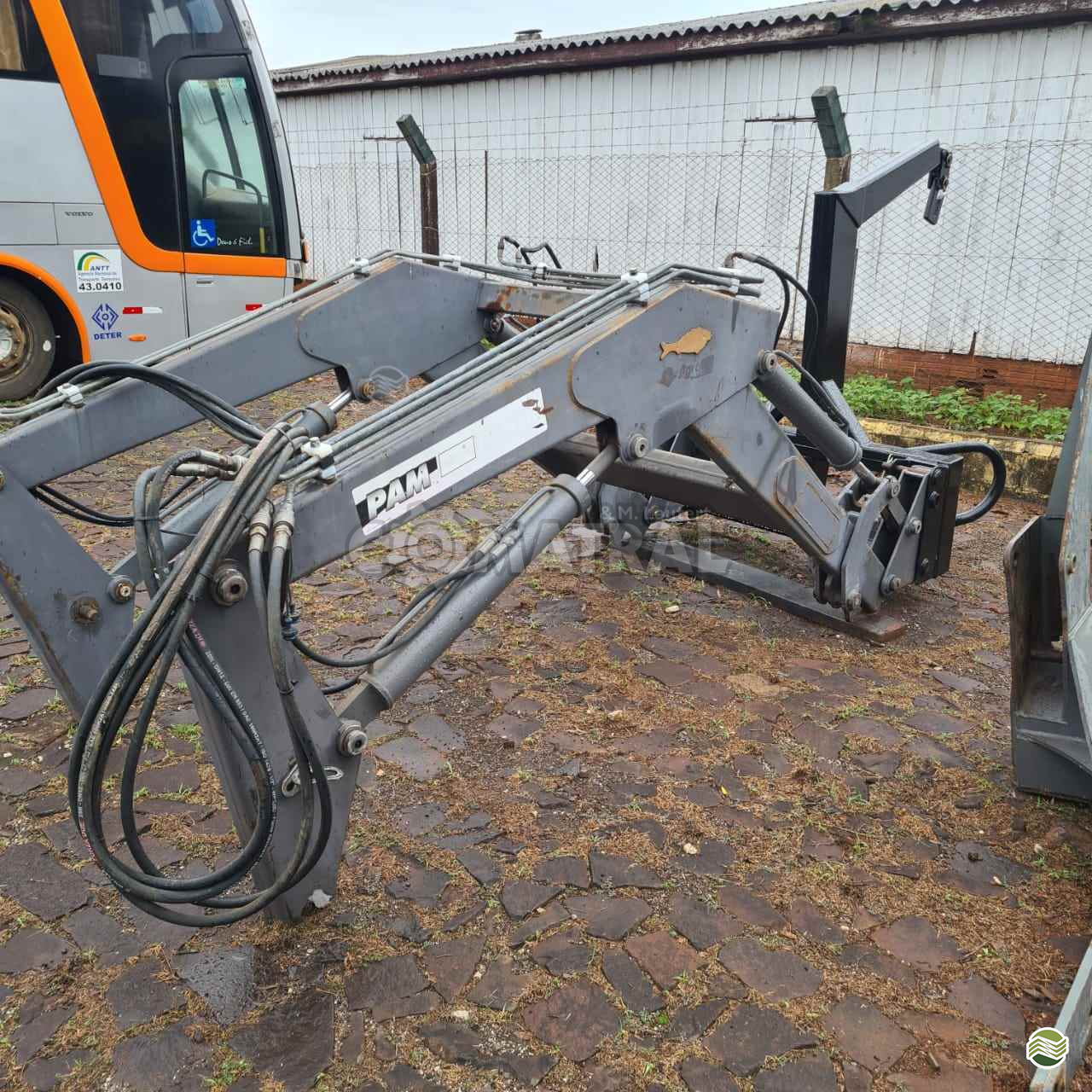 IMPLEMENTOS AGRICOLAS LAMINA FRONTAL LAMINA FRONTAL Comatral Caminhões e Máquinas Agrícolas PANAMBI RIO GRANDE DO SUL RS