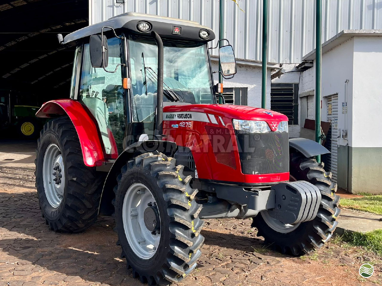 TRATOR MASSEY FERGUSON MF 4275 Tração 4x4 Comatral Caminhões e Máquinas Agrícolas PANAMBI RIO GRANDE DO SUL RS