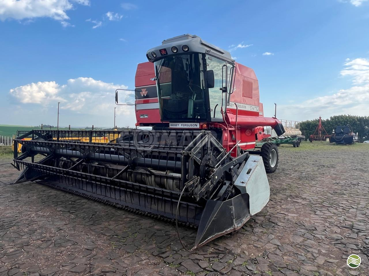 COLHEITADEIRA MASSEY FERGUSON MF 5650 Comatral Caminhões e Máquinas Agrícolas PANAMBI RIO GRANDE DO SUL RS