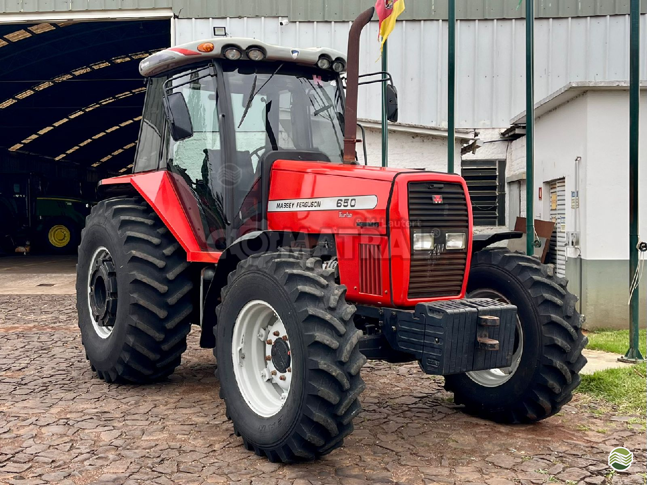 TRATOR MASSEY FERGUSON MF 650 Tração 4x4 Comatral Caminhões e Máquinas Agrícolas PANAMBI RIO GRANDE DO SUL RS